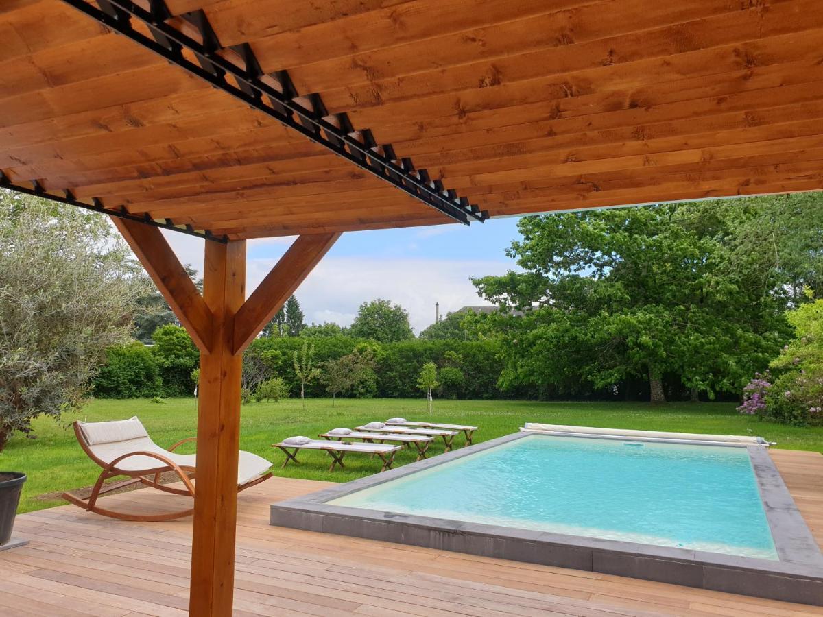 VILLA MURA gite luxe avec piscine et spa campagne et grand air nouvelle Aquitaine Corrèze Neuvic  Extérieur photo