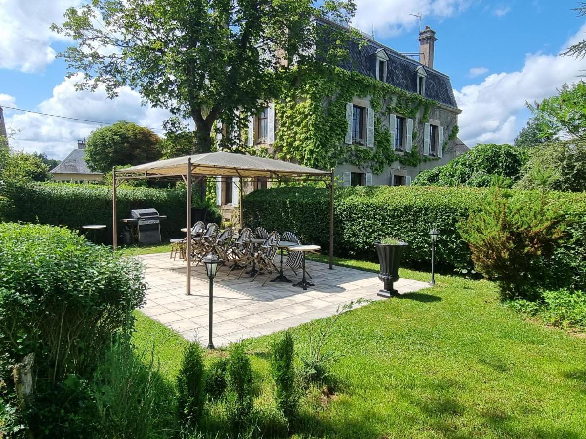 VILLA MURA gite luxe avec piscine et spa campagne et grand air nouvelle Aquitaine Corrèze Neuvic  Extérieur photo